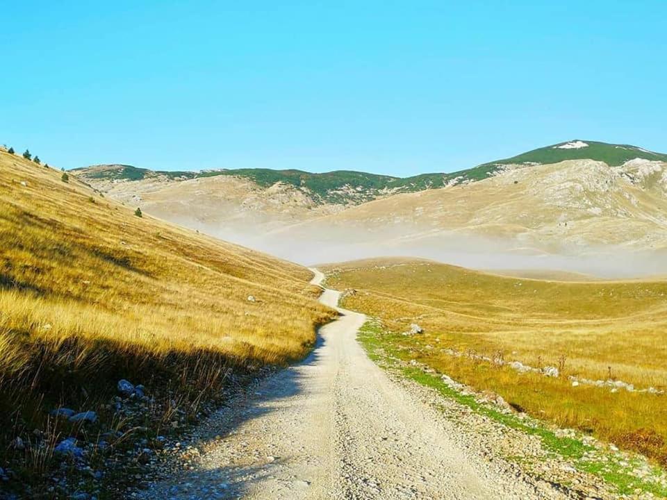 Bobica Konak - Lukomir Gornji Lukomir Exterior foto
